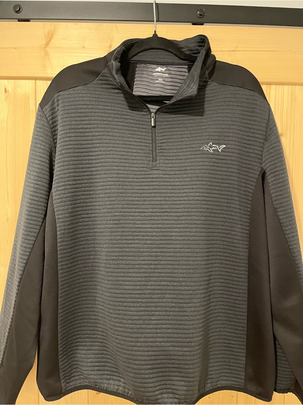 Attack Life by Greg Norman Men's Charcoal & Black Quarter-Zip Pullover 🦈